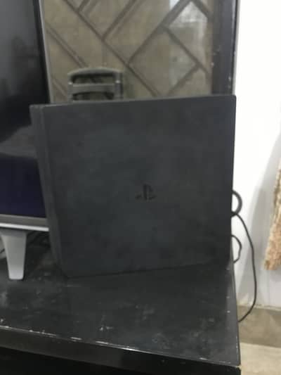 Urgent ps4 pro sale with games