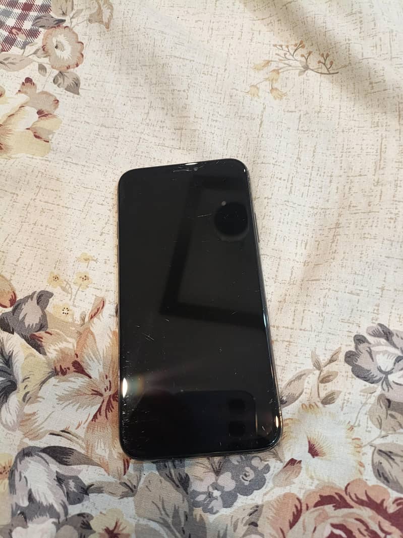 Apple iPhone X 4