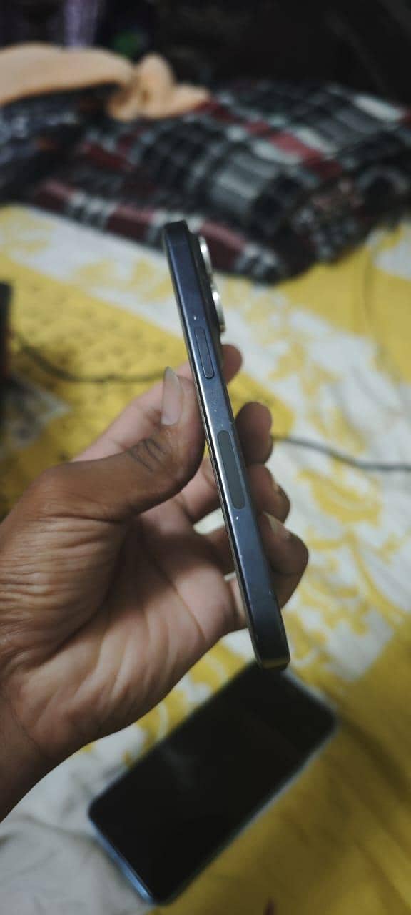 iphone 15 pro 8