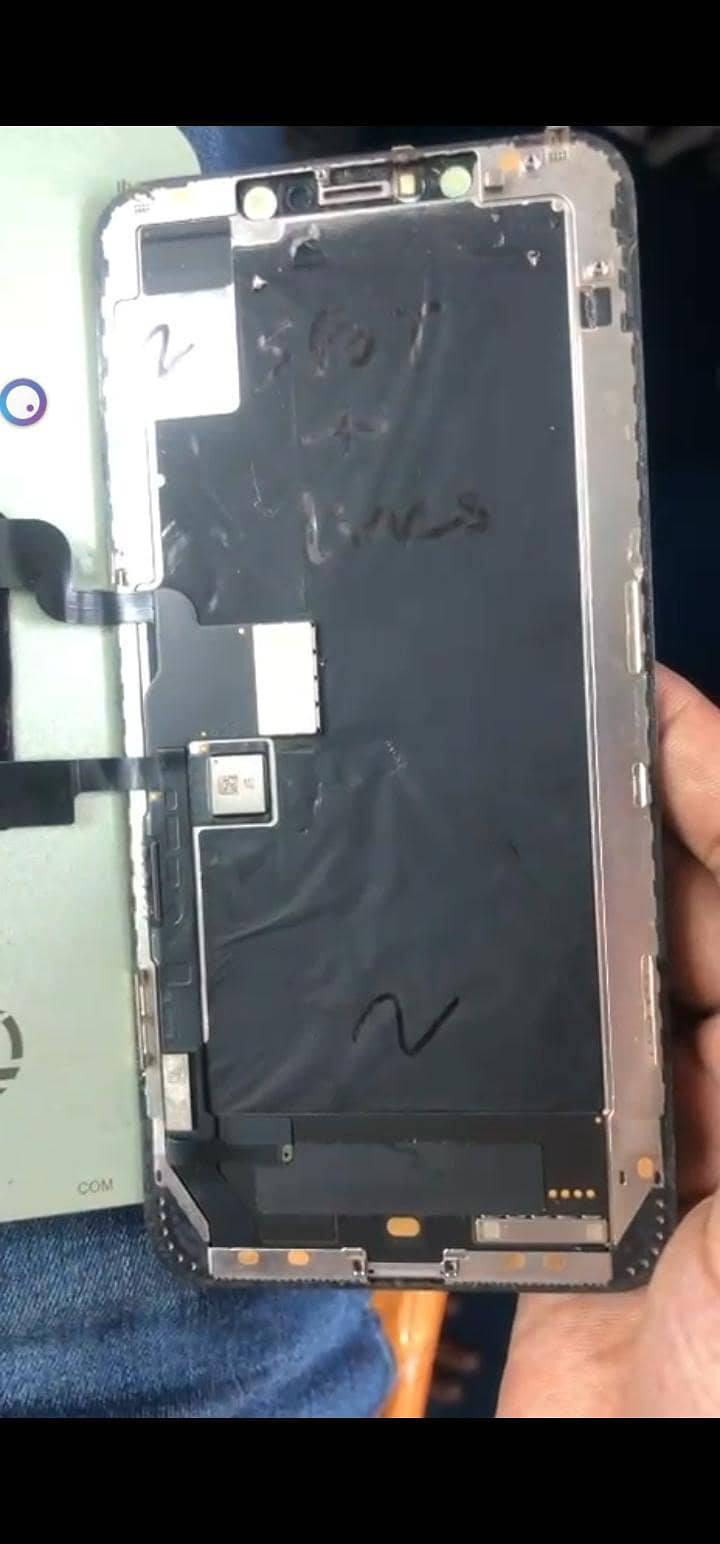 iphone xs max (panel) 3