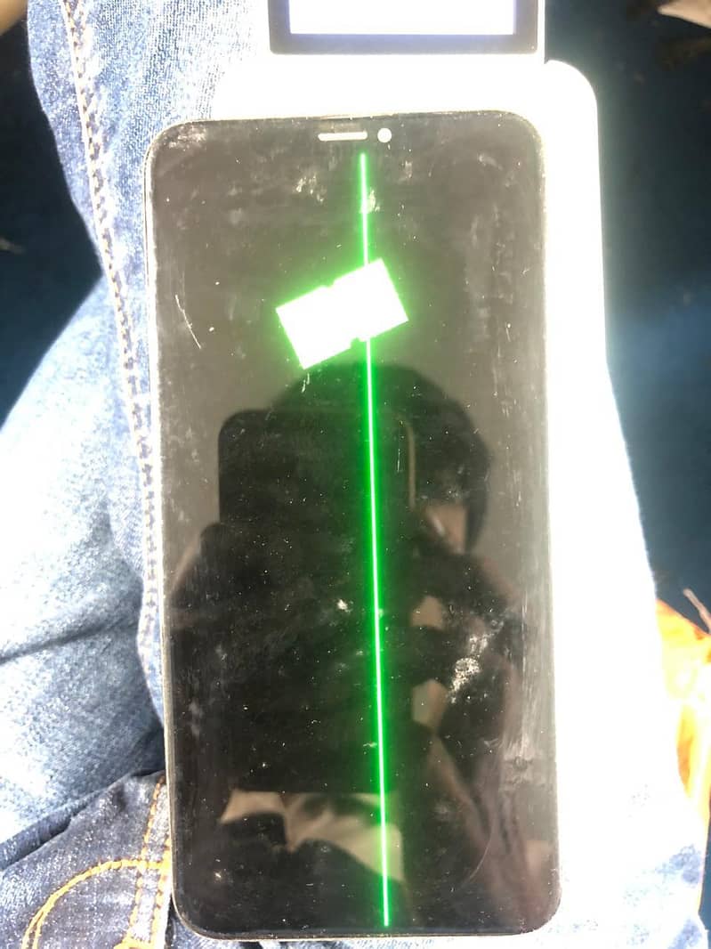 iphone xs max (panel) 4