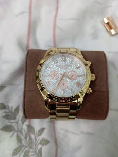 wrist watches for sale urgently.