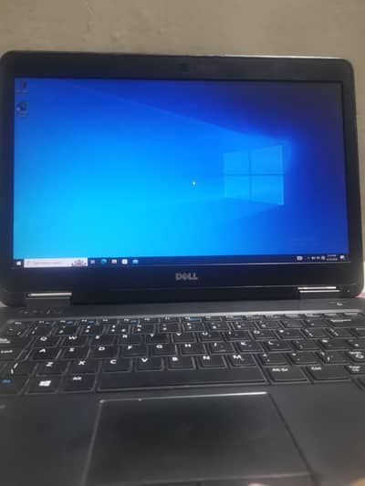bilkul munasib kemat ma lapyop forsale