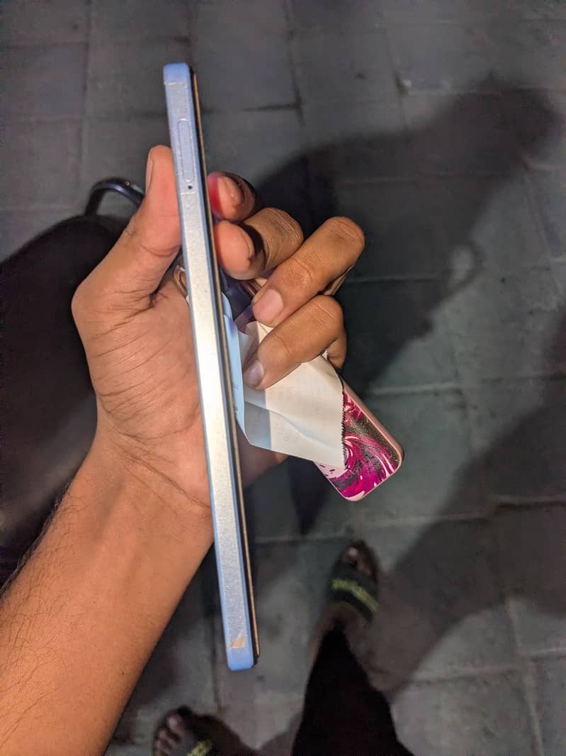 OPPO A60 2