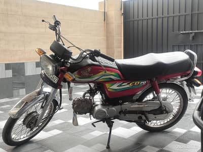 honda cd70 10/10 looks new
