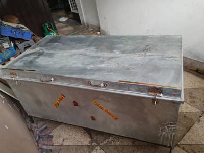 peti for sale 6 foot by 3 foot