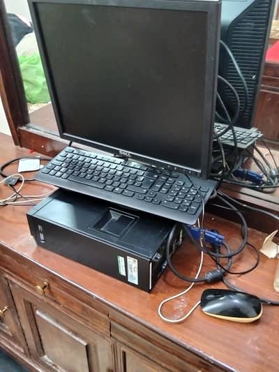 dell pc available. gaming pc. with 16inch lcd.