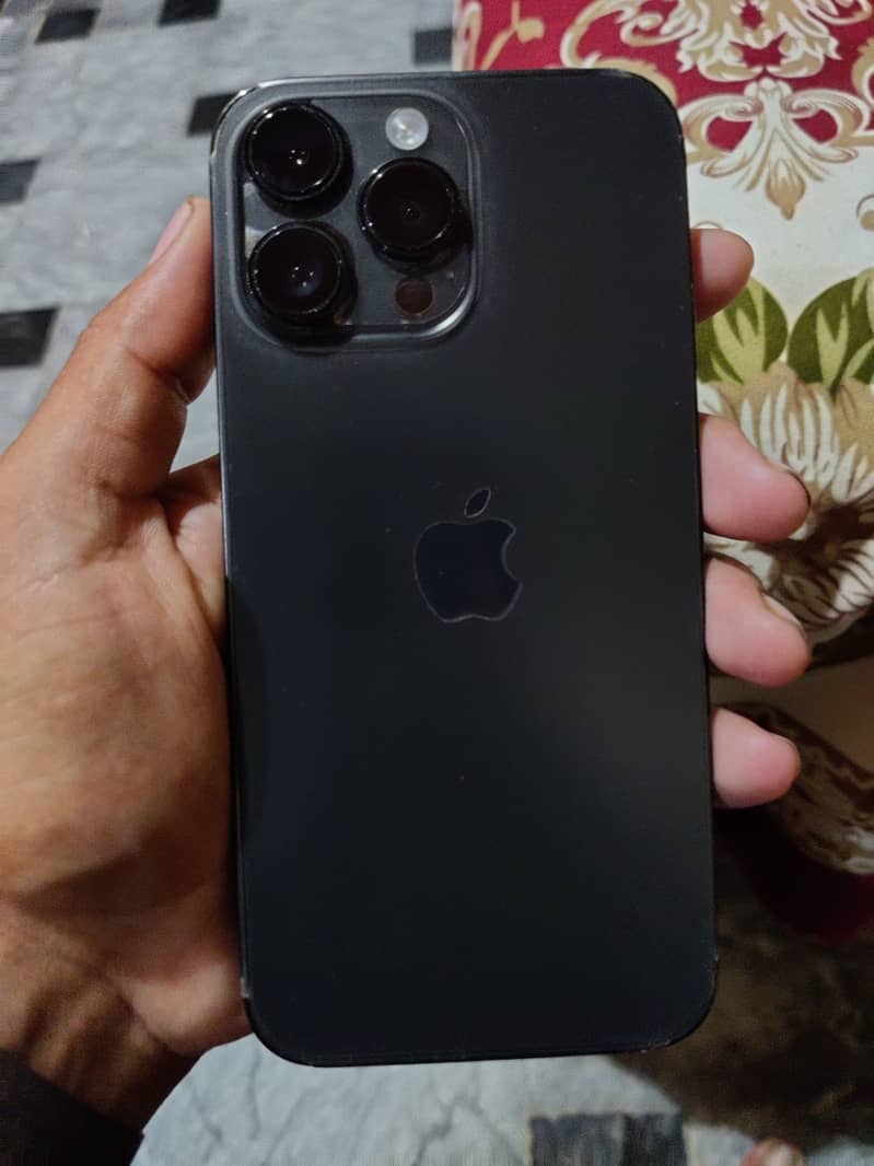 Iphone 14 pro max 1