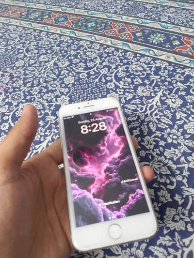 Apple iPhone 8