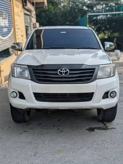 Toyota Hilux 2015