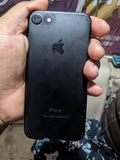Apple iPhone 7