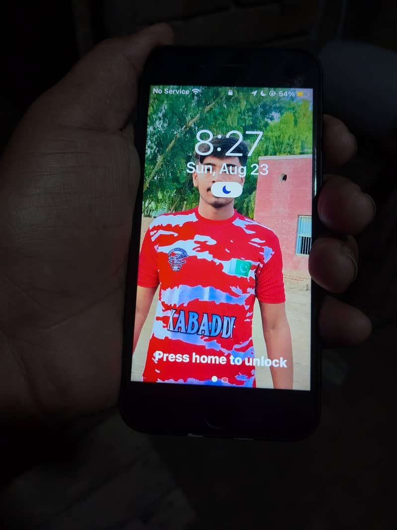 Apple iPhone 7 1
