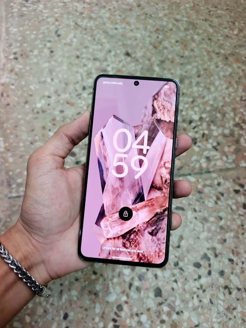 Google Pixel 8 Pro 7