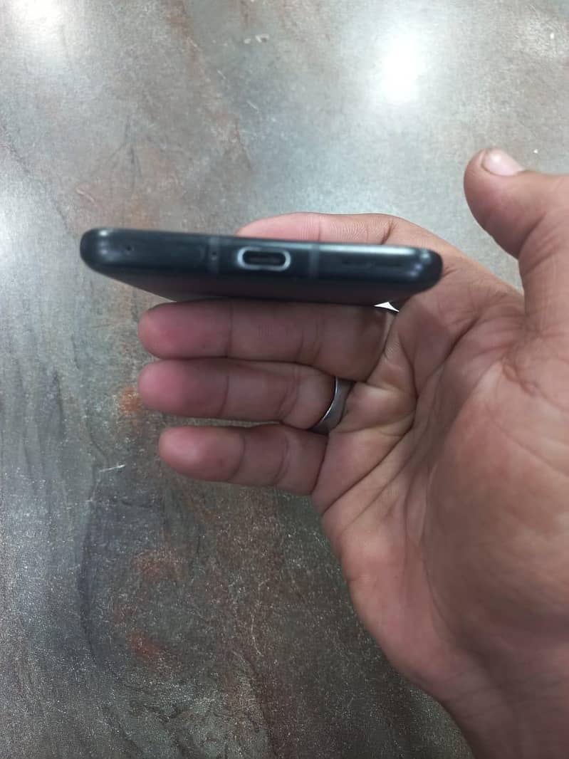 One Plus 10 Pro 1