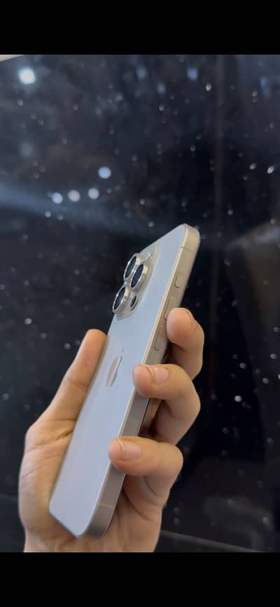 Apple iPhone 15 Pro
