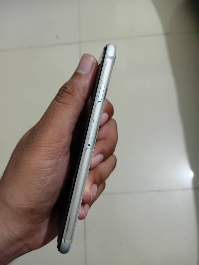Apple iPhone SE 2