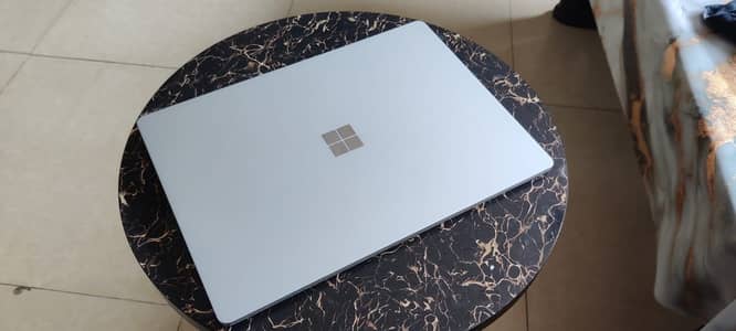 Surface Laptop 2