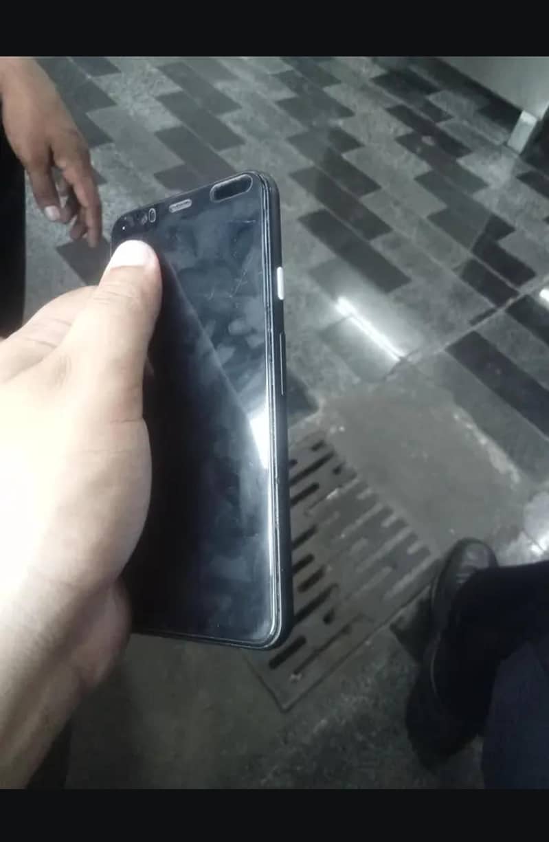 Google Pixel 4 3