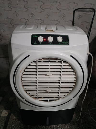 Air cooler of super Asia with 10/9 condition without any fault