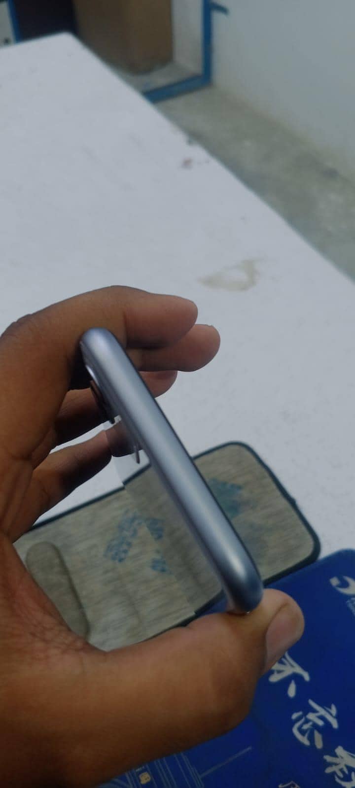 Apple iPhone 11 3