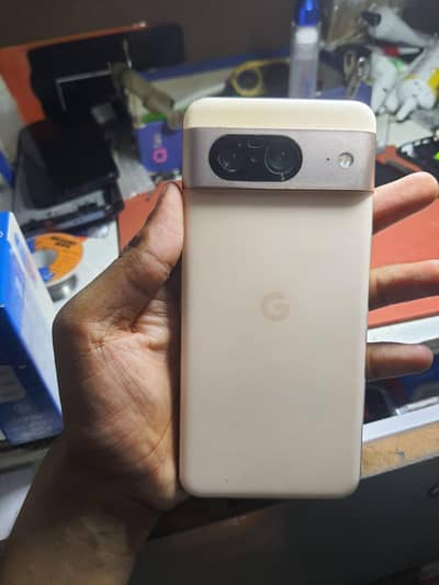 Google Pixel 8