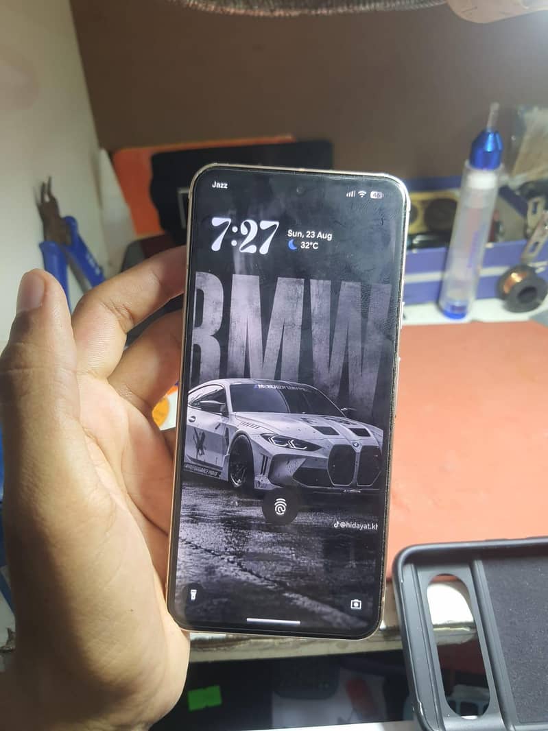 Google Pixel 8 2