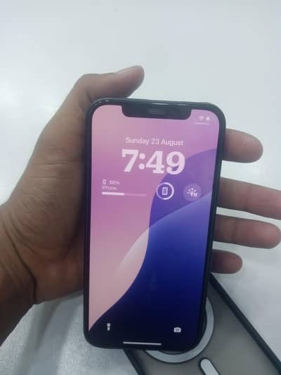 Apple iPhone 12 water pack all okay