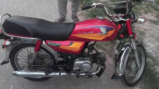 HONDA CD70 total genuine