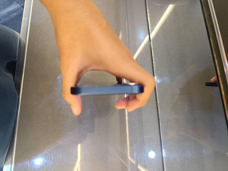 Apple iphone 12 3