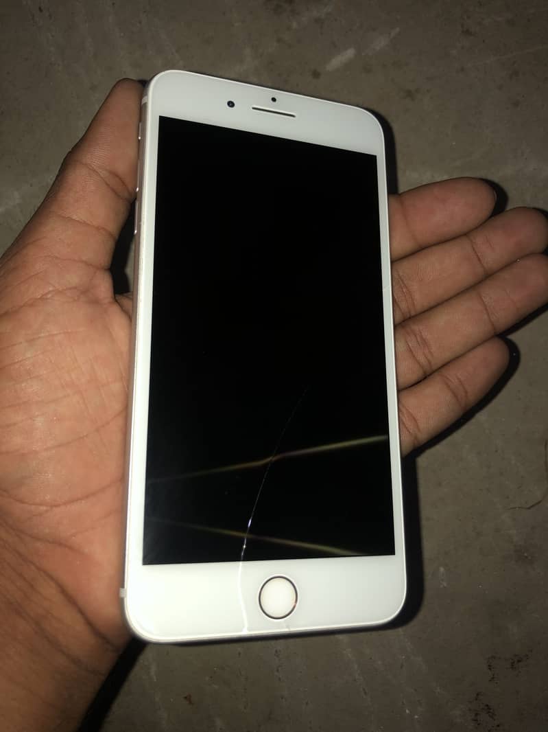 Apple iPhone 8 Plus 1