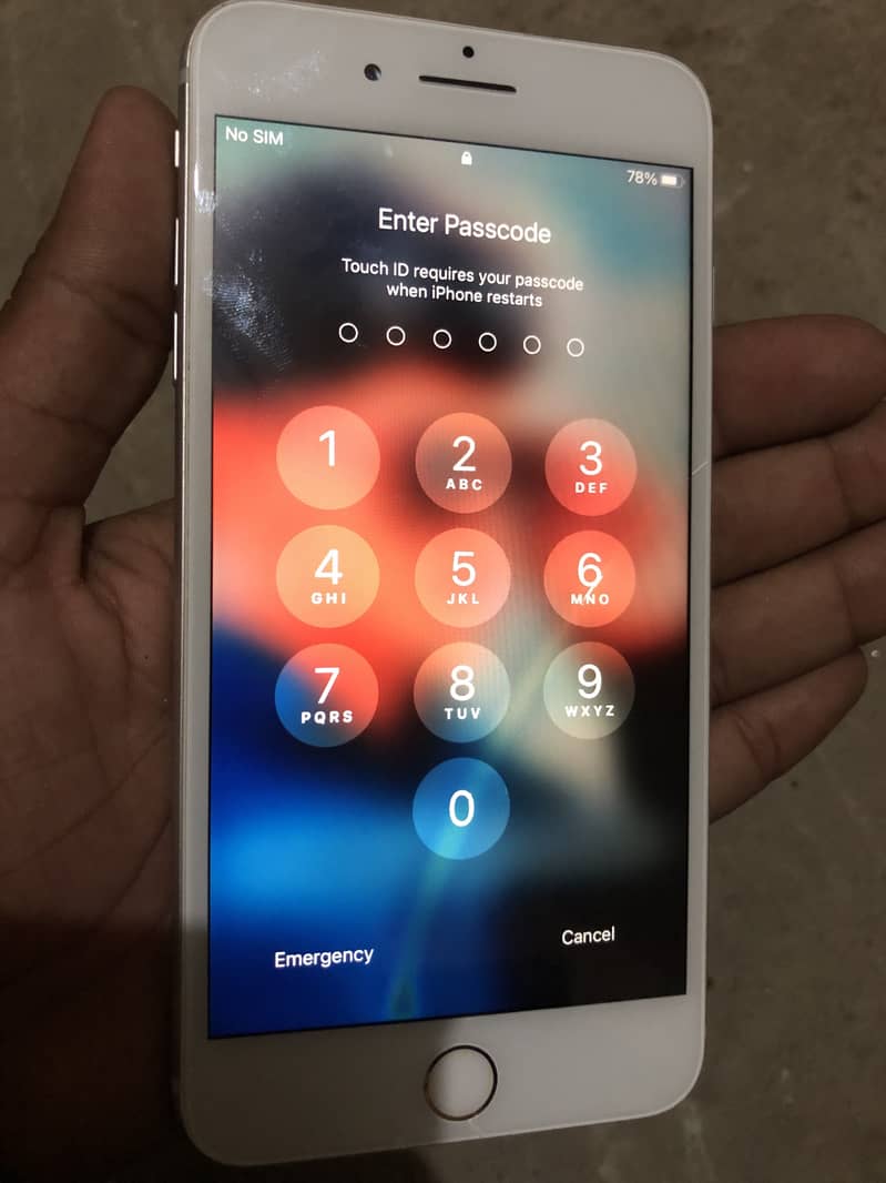 Apple iPhone 8 Plus 2