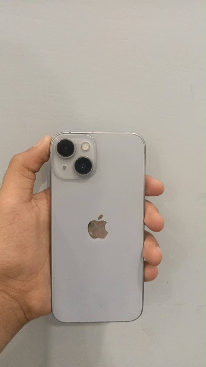 Apple iPhone 14 4