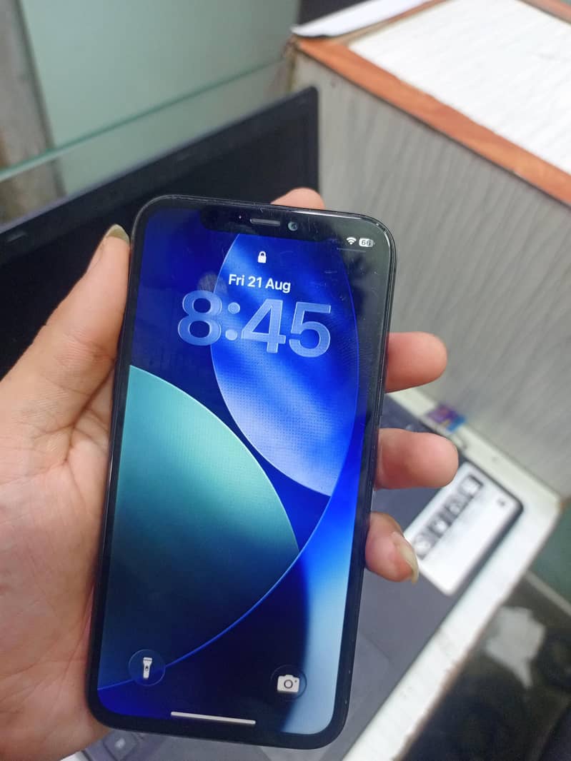 Apple iPhone 11 Pro 3