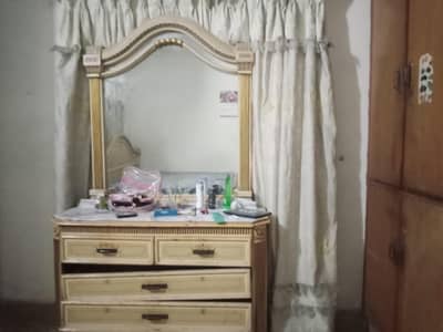 Vintage Cream & Gold Dressing Table with Mirror - 4 Drawers*