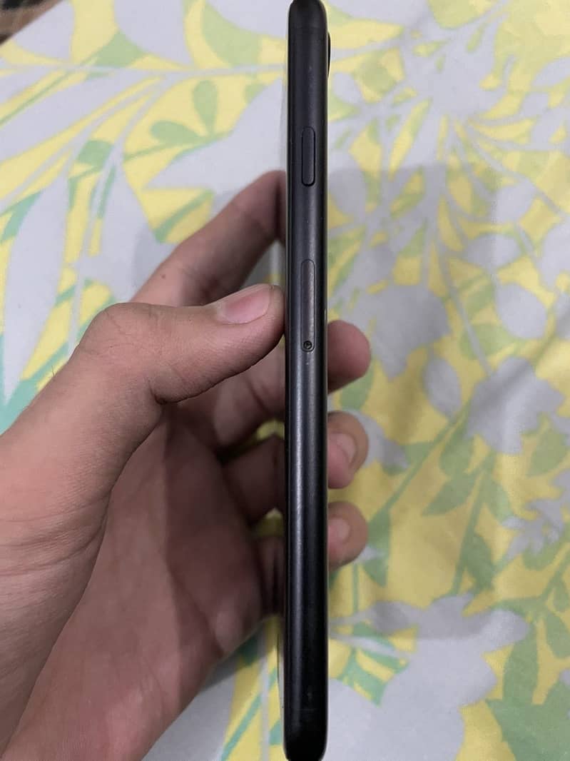 Apple iPhone SE2 1