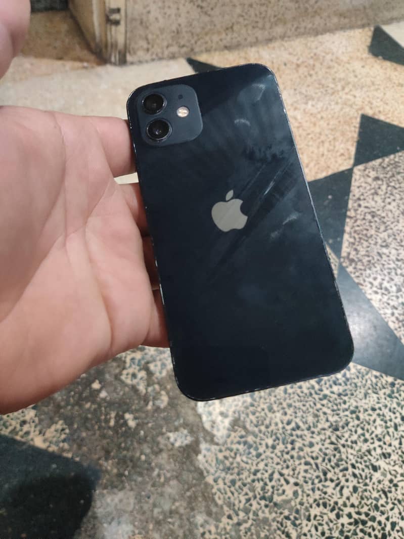 Apple iPhone 12 1