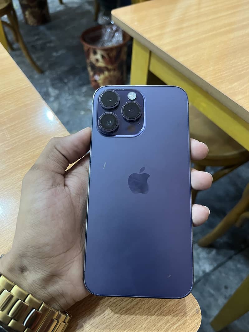 iPhone 14 Pro Max 3