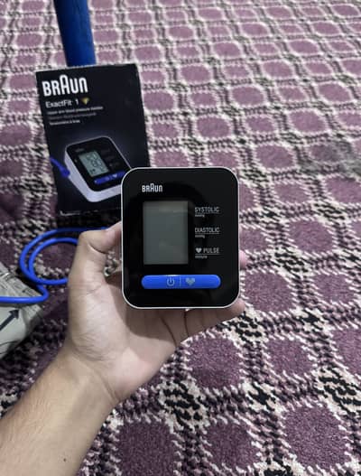 Braun Exactfit 1 Digital BP Monitor