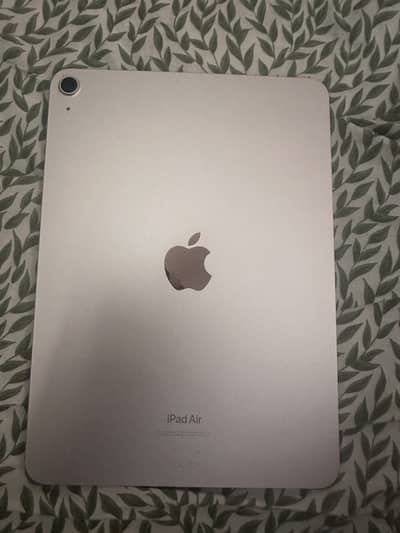 iPad Air 5th Gen (M1, 64GB, Wi-Fi) - Starlight - Mint Condition
