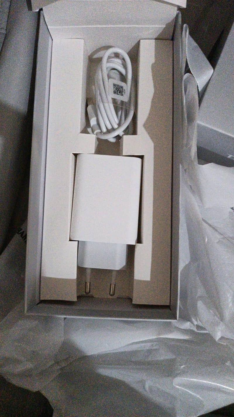 Tecno Spark 40 Pro Plus 8