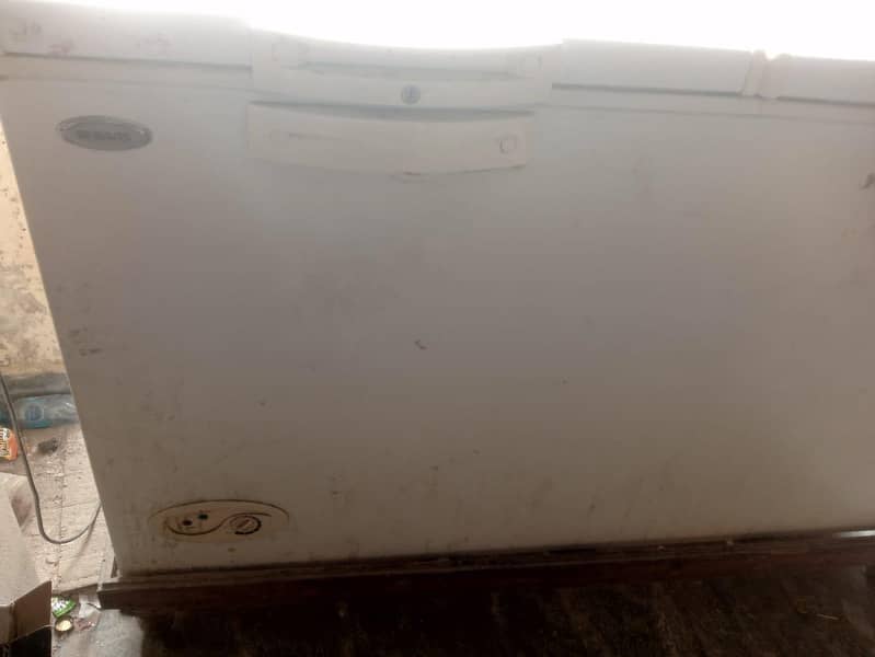 D freezer 0