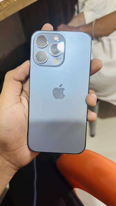 Apple iPhone 13 Pro