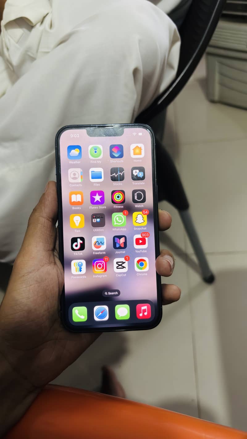 Apple iPhone 13 Pro 2
