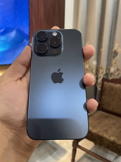 Iphone 15 pro for sale 10/10 condition,100 percent waterpack