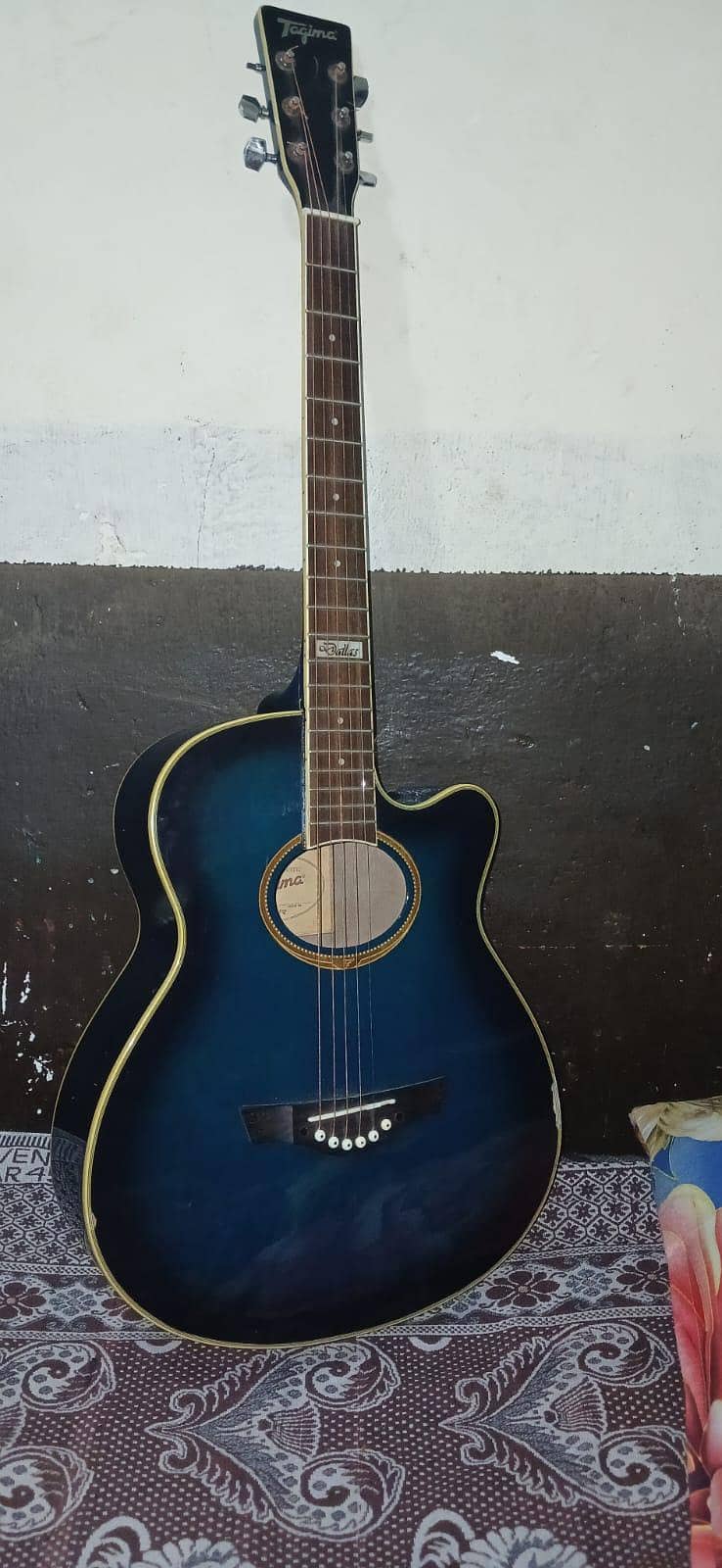 guiter 4