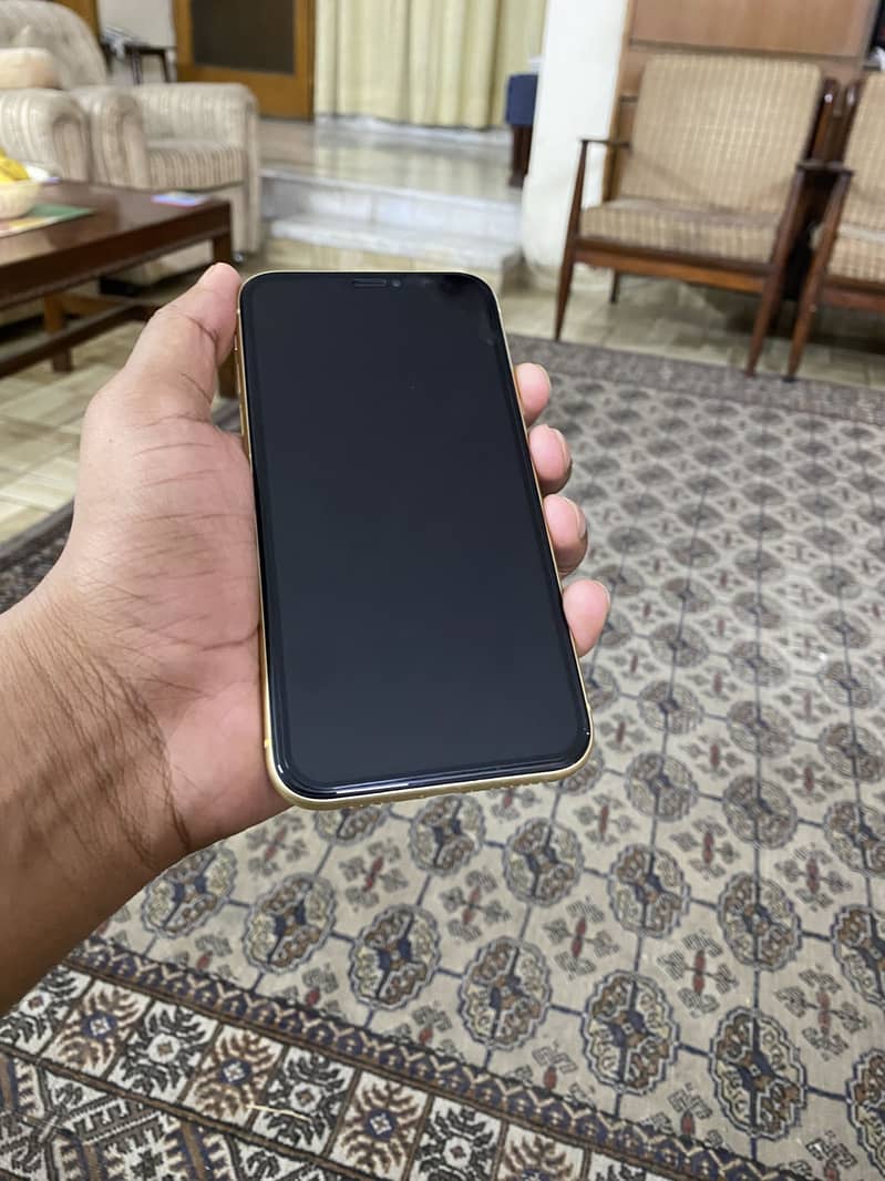 iPhone XR 2