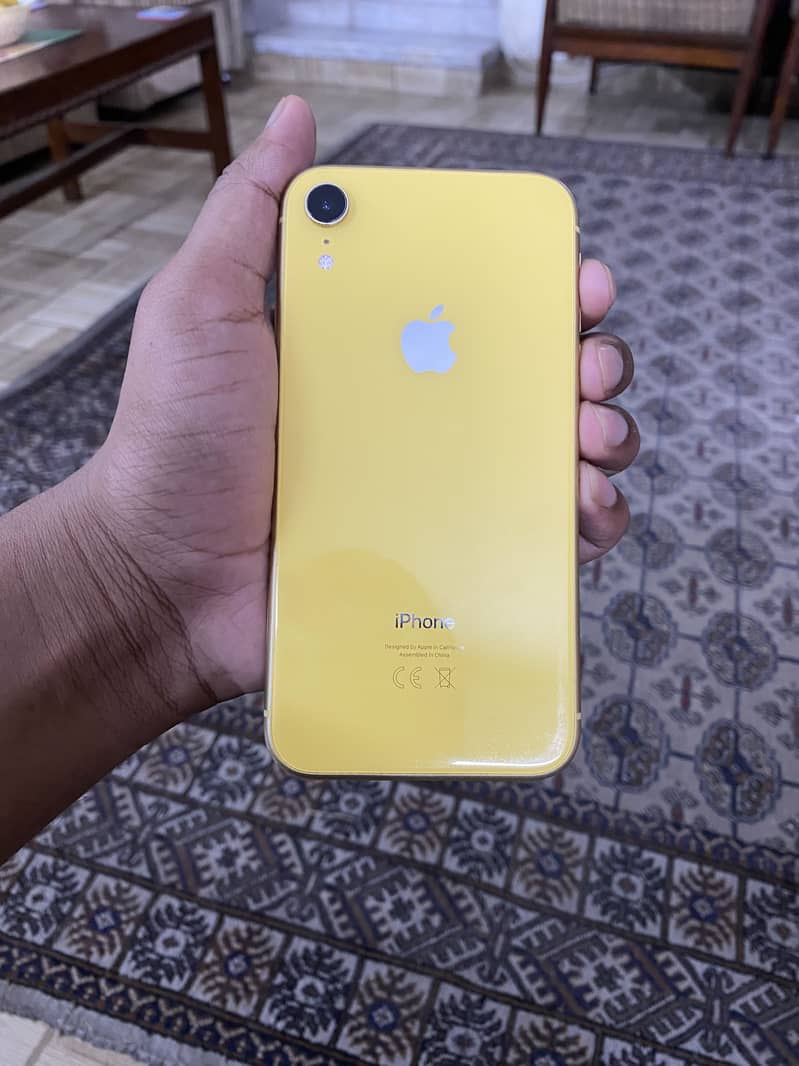 iPhone XR 3