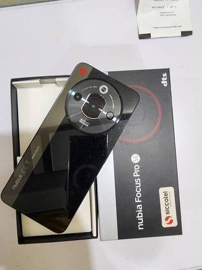 Zte nubia Focus Pro 5g (16+256)