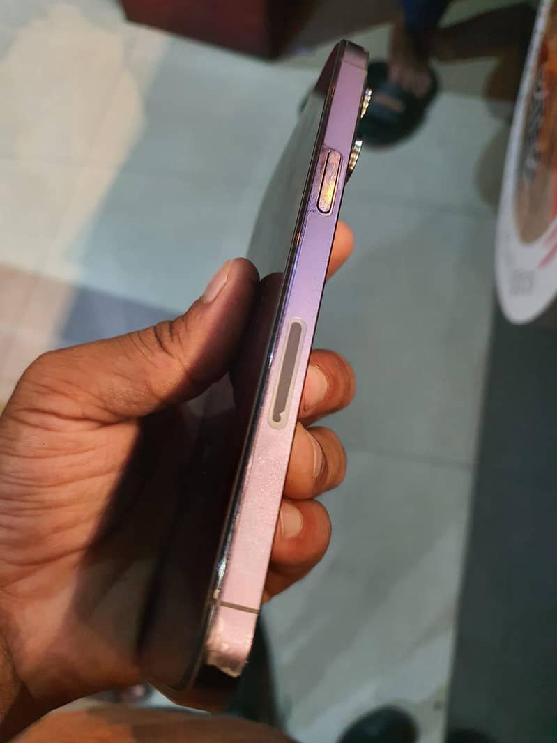 Apple iPhone 14 Pro Max 7