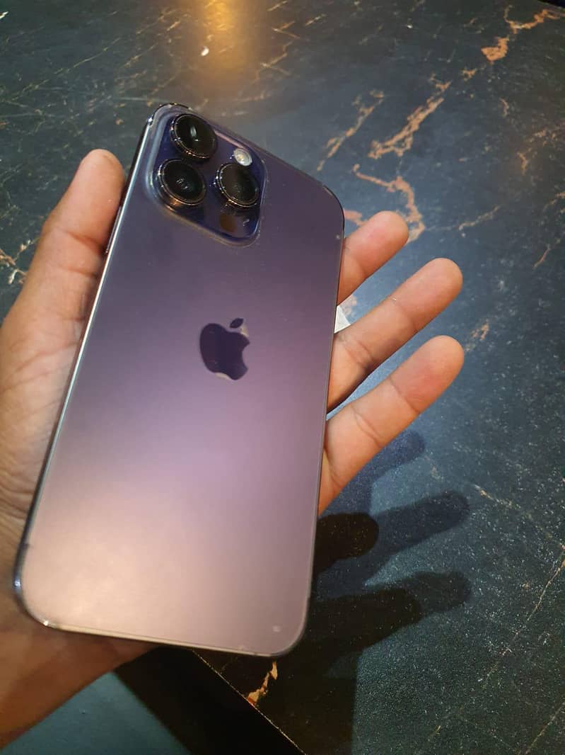 Apple iPhone 14 Pro Max 8